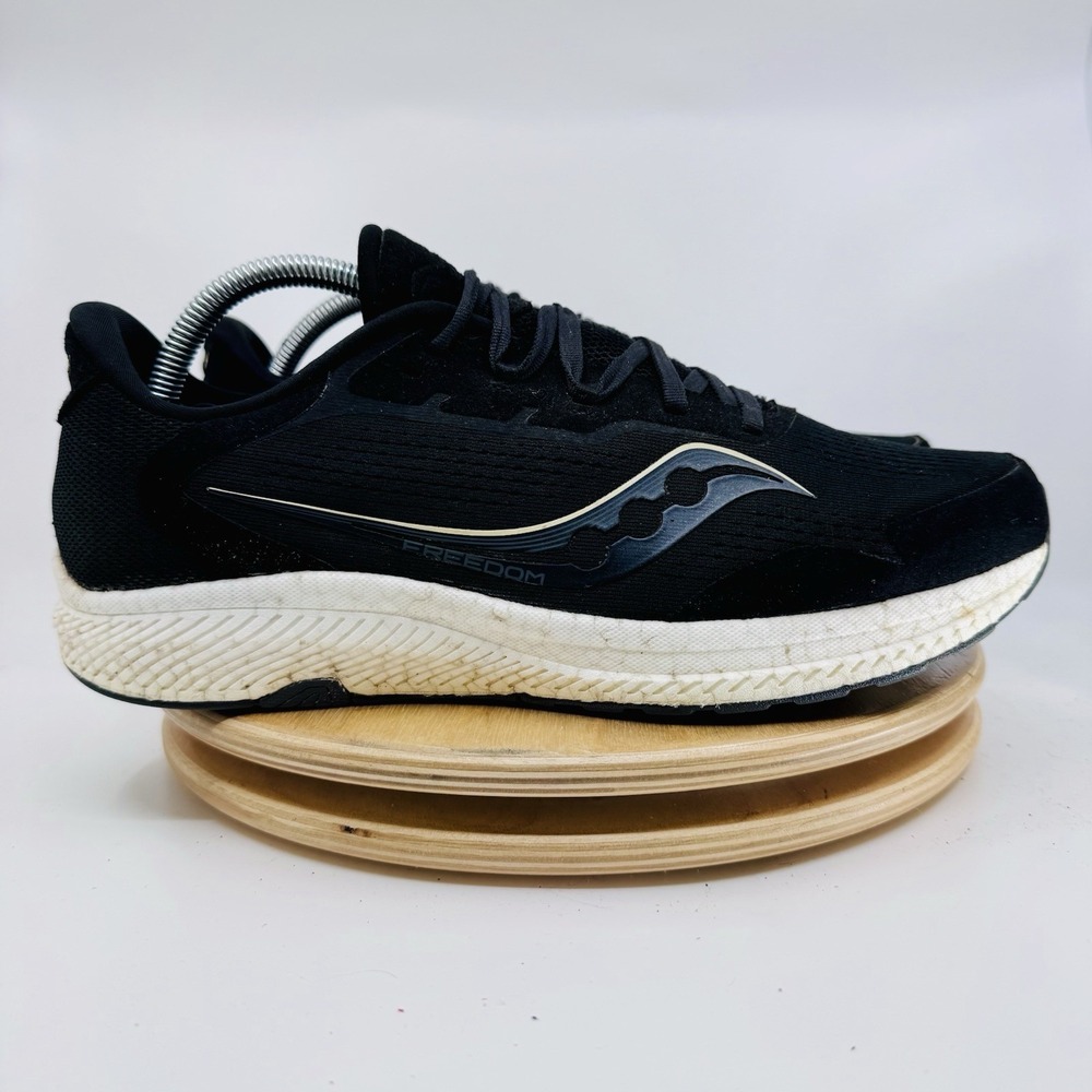 Saucony Freedom 4 Running Shoes Women's 10.5‎ Black S10617-45 cushioned comfort